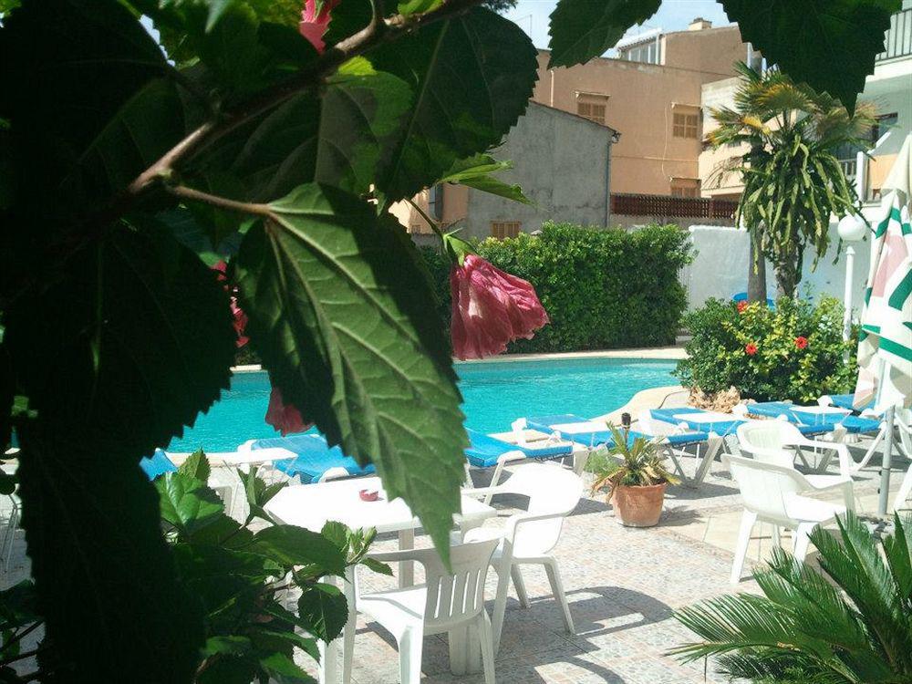 Hostal Casa Bauza Cala Ratjada  Eksteriør bilde